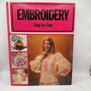 Embroidery Step-By-Step Hardcover Book By Studio Vista 1976 First Collier Books